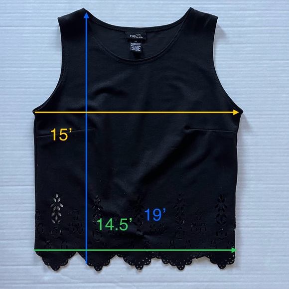 🎉6/$26🎉RUE 21 Scalloped Cut Out Crop Top - Picture 3 of 5